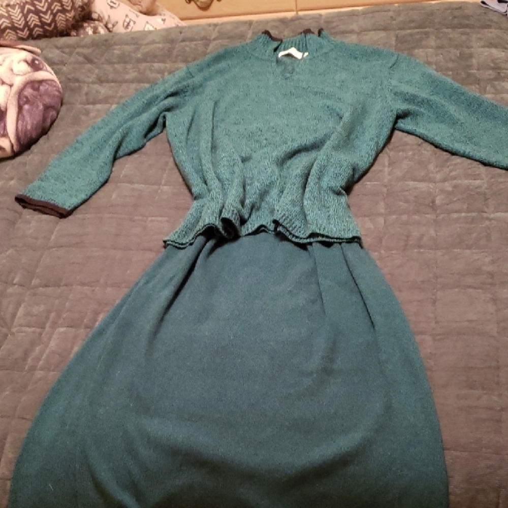 Liz Claiborne Teal Long Sweater 2 Piece Set